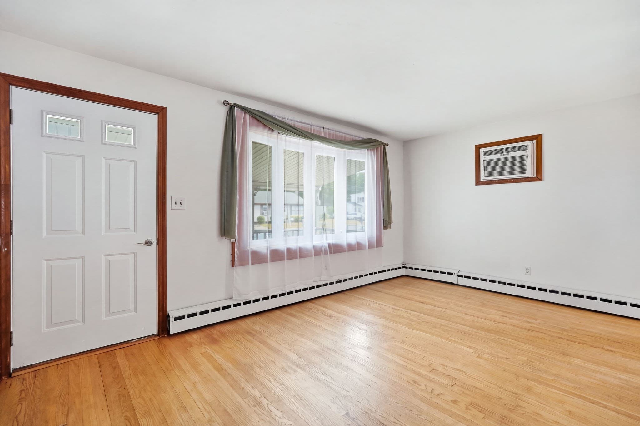 Single Family Residence at 40 W Belmont St, Ludlow MA 01056, Ludlow, photo 23 of 39