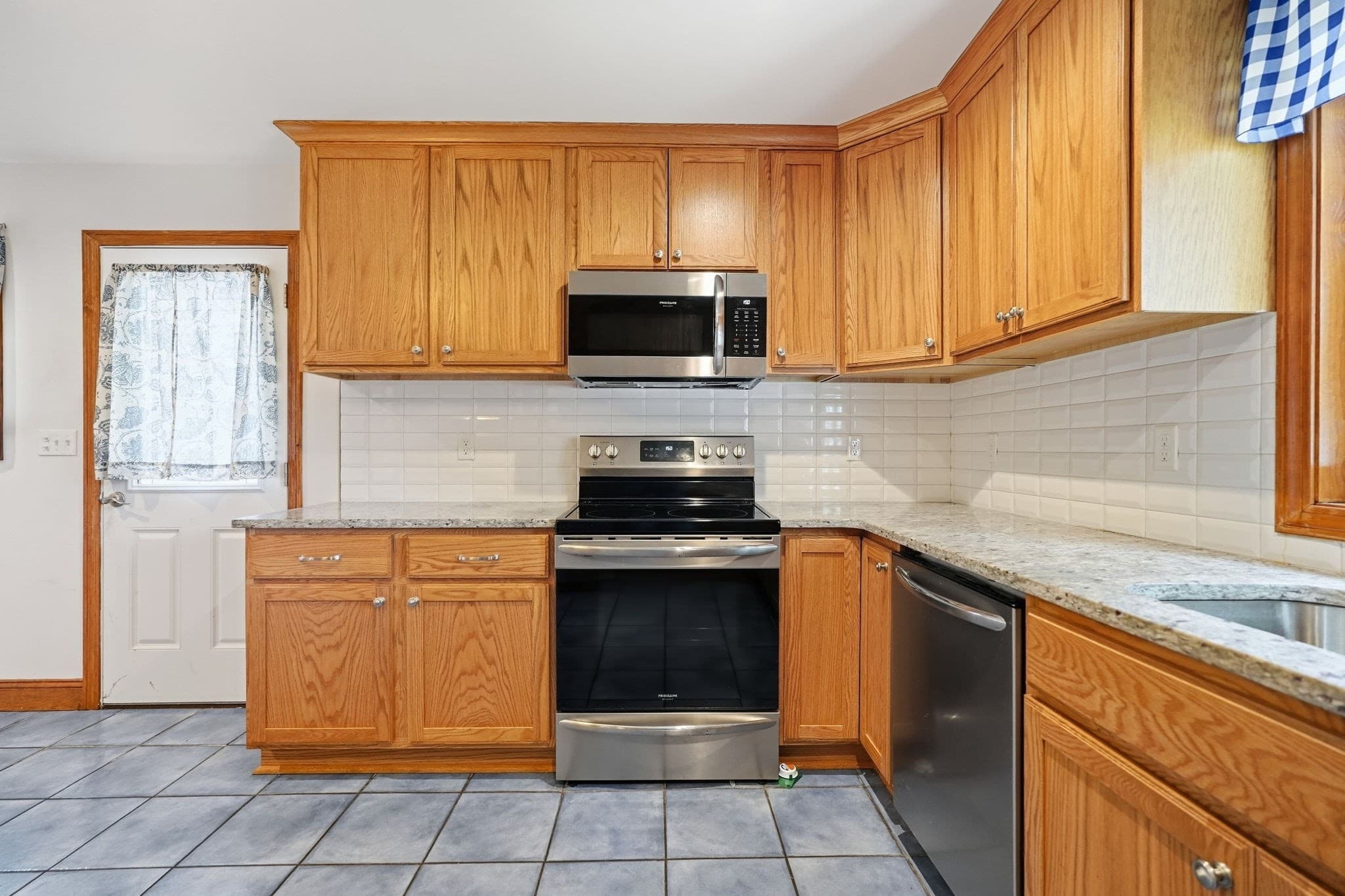 Single Family Residence at 40 W Belmont St, Ludlow MA 01056, Ludlow, photo 17 of 39