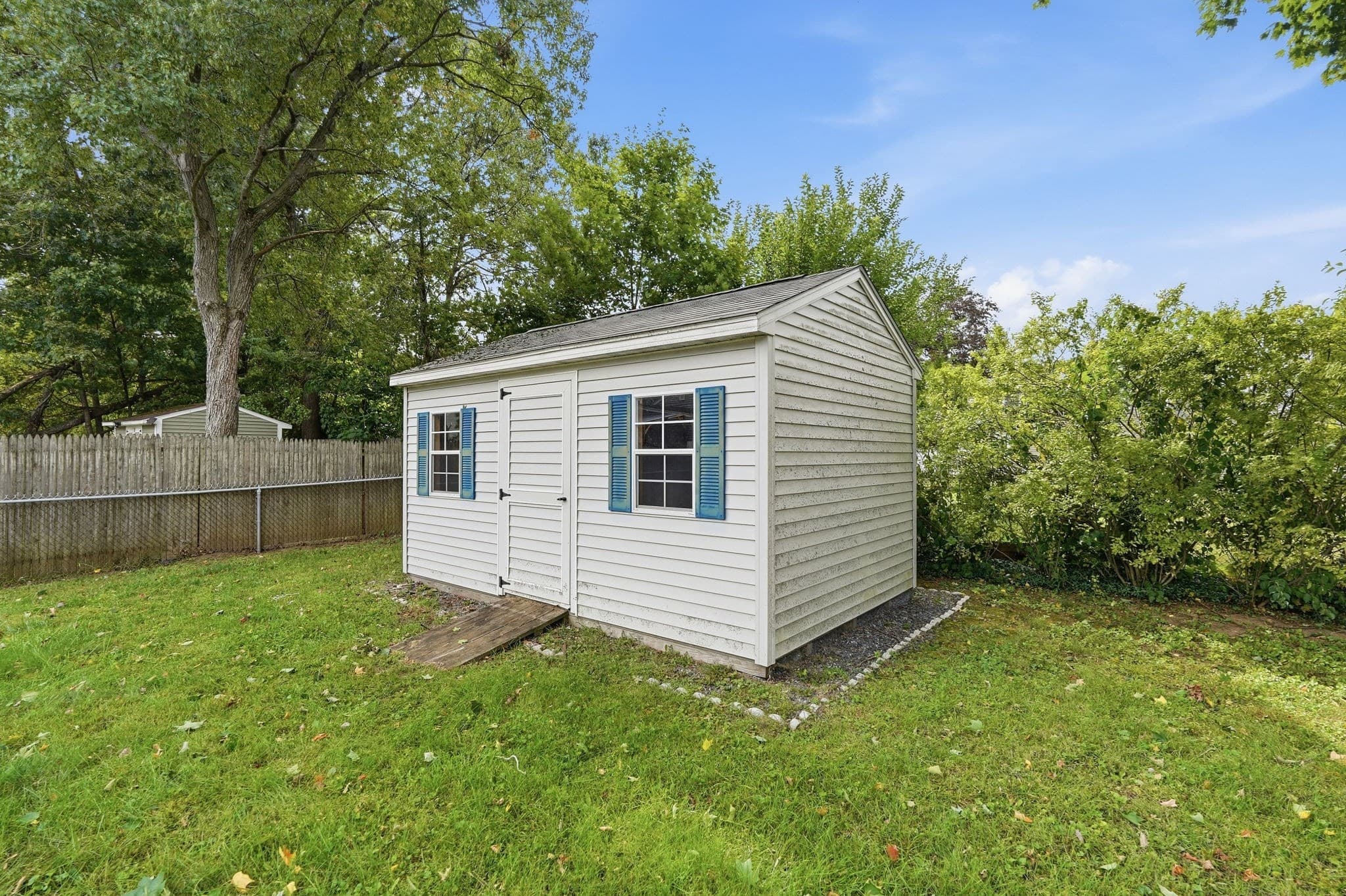 Single Family Residence at 40 W Belmont St, Ludlow MA 01056, Ludlow, photo 9 of 39