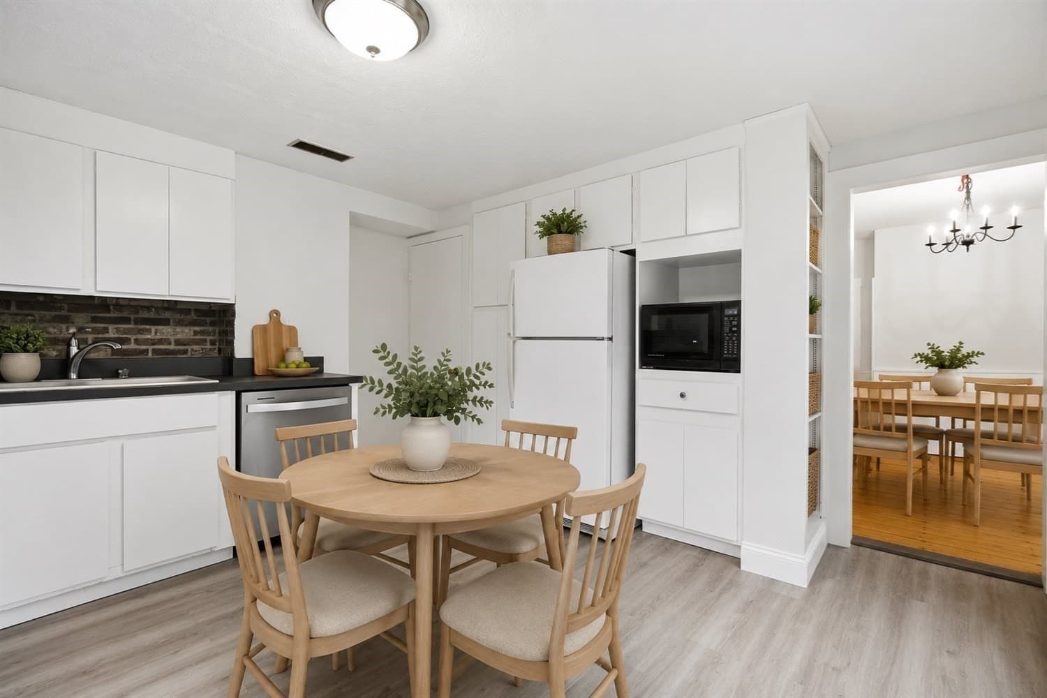 Condominium at 390 Main Street # A, West Newbury MA 01985, West Newbury, photo 9 of 32