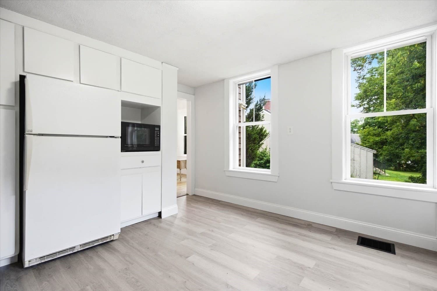 Condominium at 390 Main Street # A, West Newbury MA 01985, West Newbury, photo 10 of 32