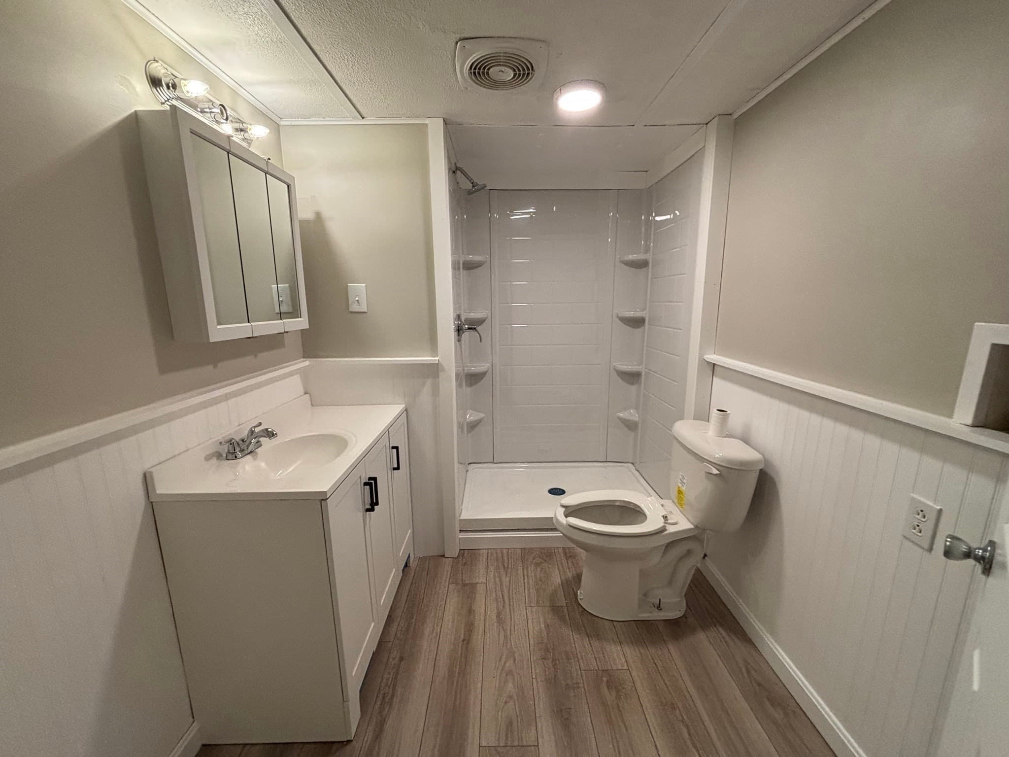 Mobile Home at 1346 Newport Ave # B17, Attleboro MA 02703, Attleboro, photo 14 of 27