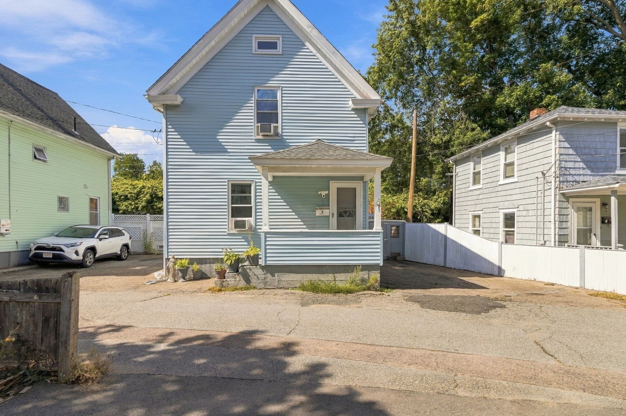 Single Family Residence at 5 Eden Ct, Attleboro MA 02703, Attleboro, photo 2 of 30