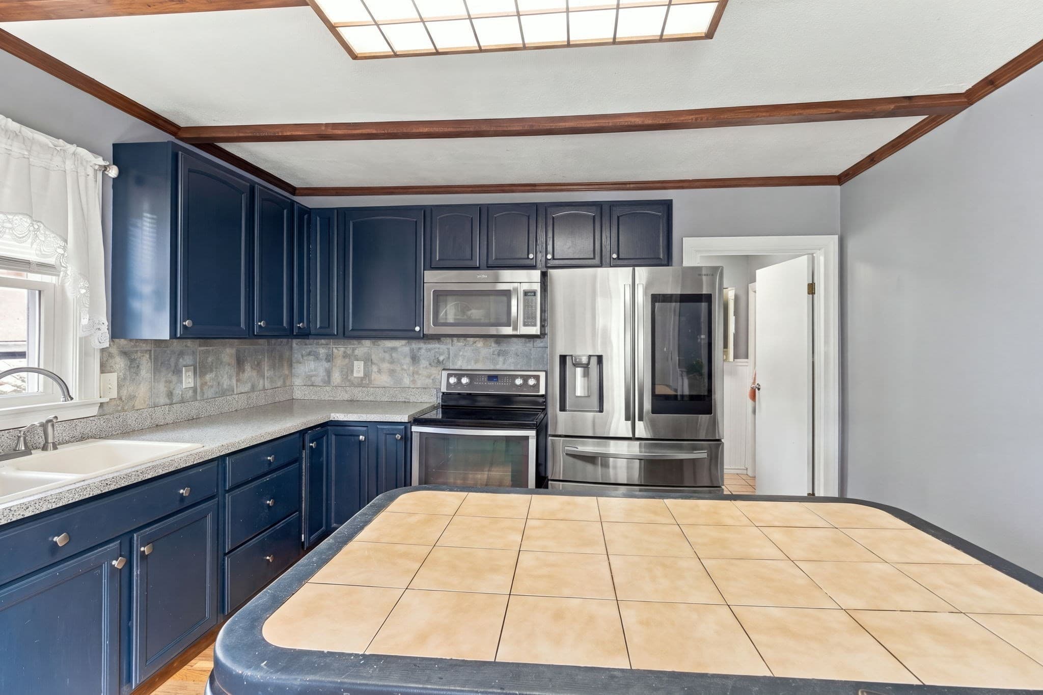 Single Family Residence at 5 Eden Ct, Attleboro MA 02703, Attleboro, photo 12 of 30