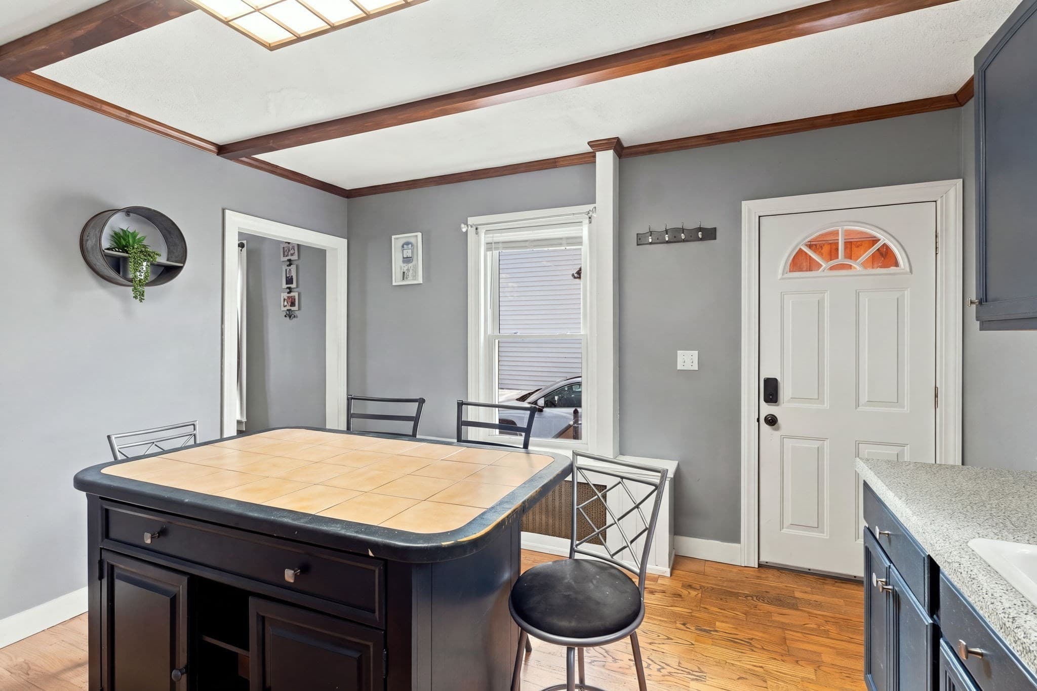 Single Family Residence at 5 Eden Ct, Attleboro MA 02703, Attleboro, photo 11 of 30
