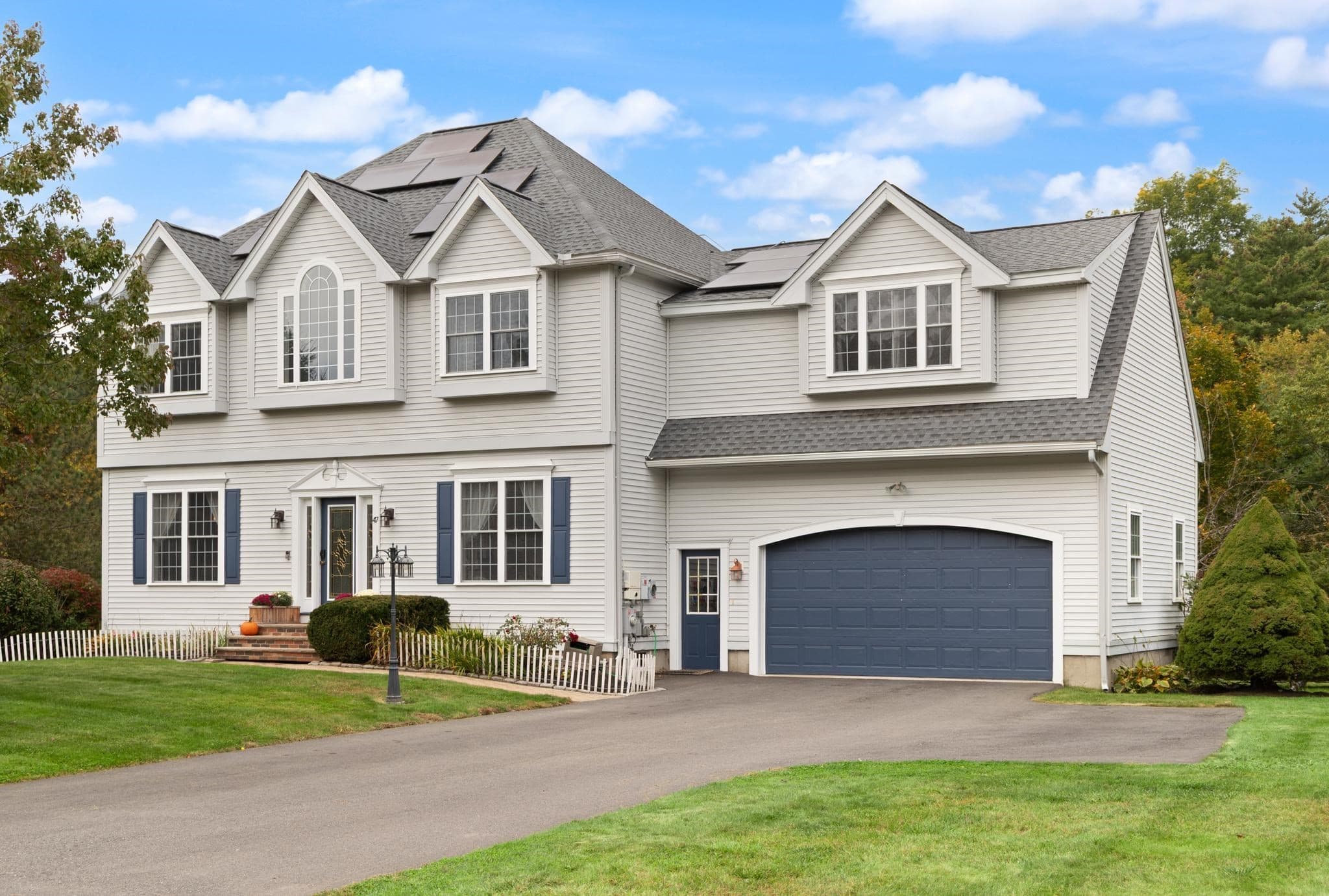 47 Hadley Road, Pepperell MA 01463