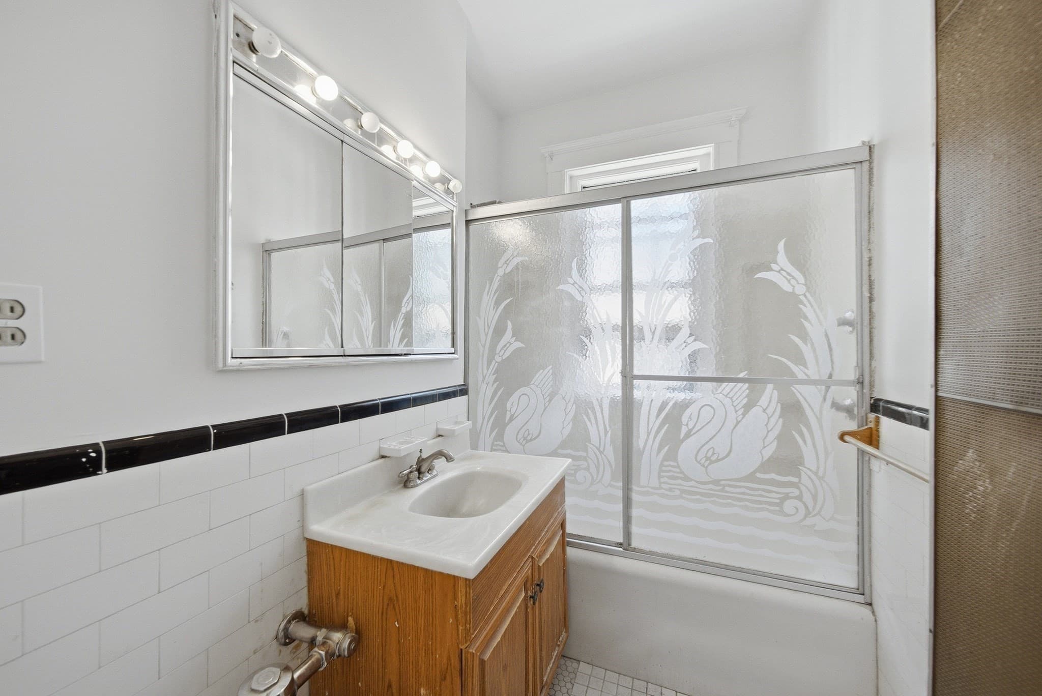 Condominium at 413 Washington Street # 4, Brookline MA 02446, Brookline, photo 8 of 16