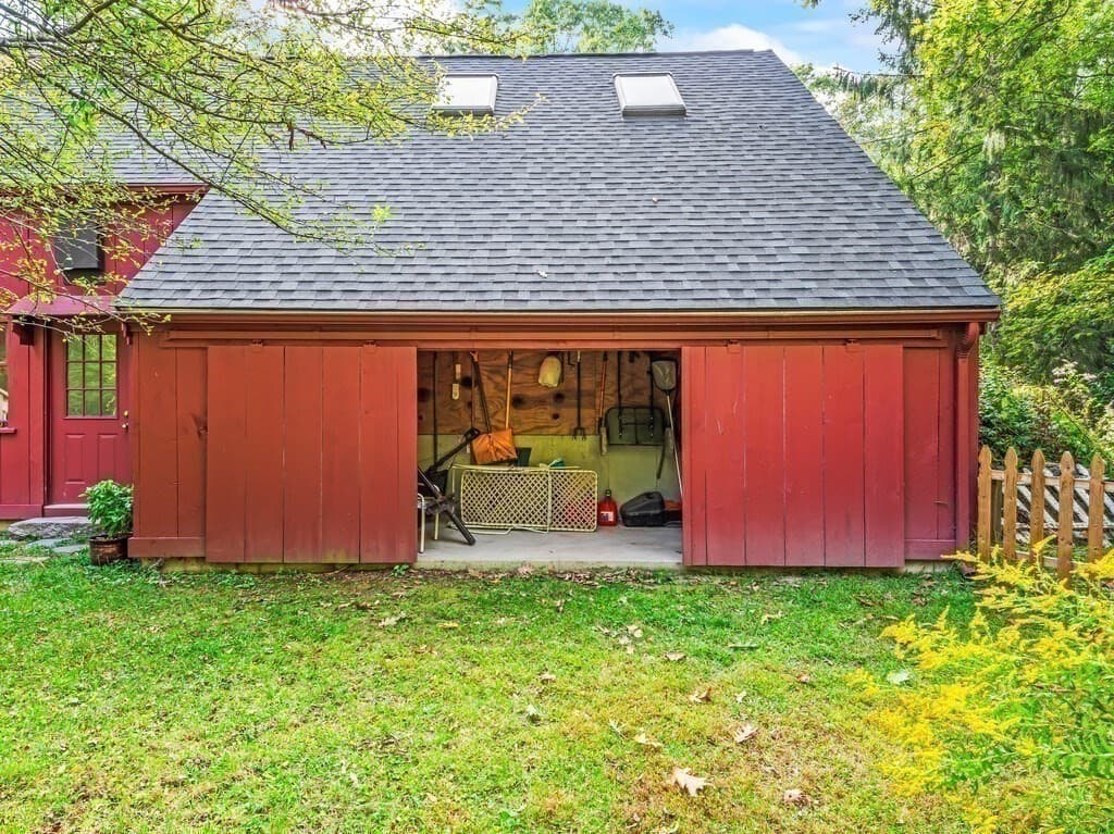 Single Family Residence at 99 Coburn Rd, Berlin MA 01503, Berlin, photo 33 of 42