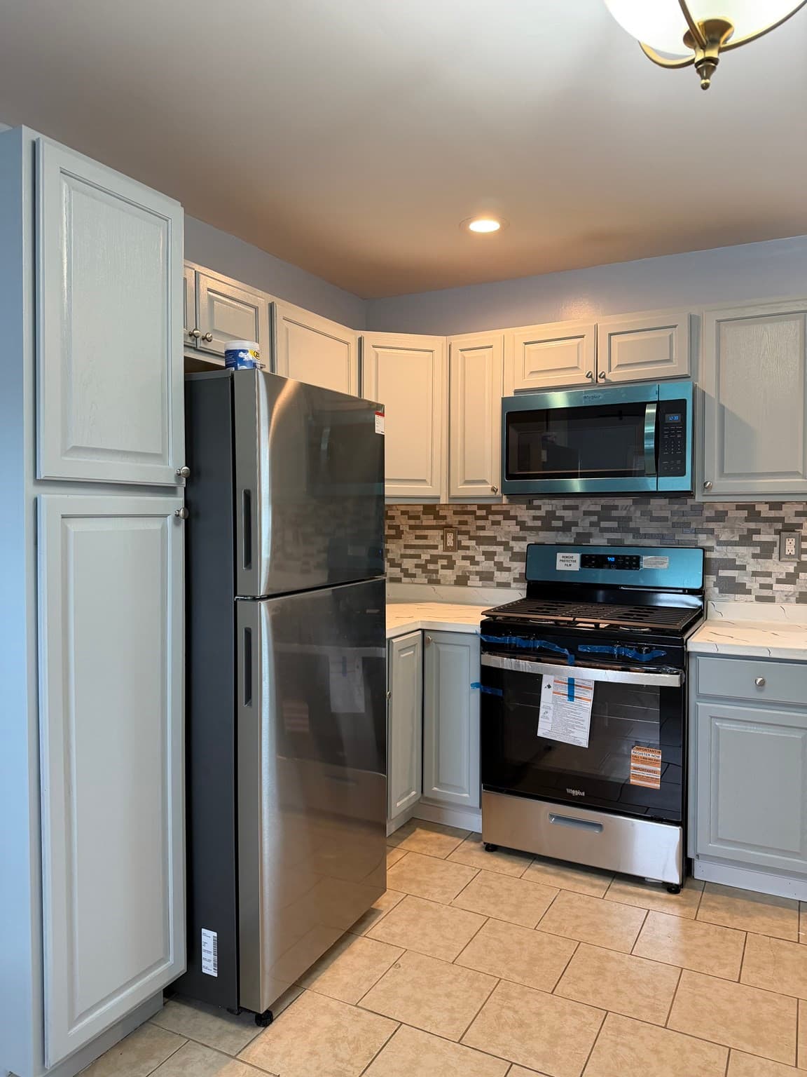 3 Family at 382 Green St Ext, Brockton MA 02301, Brockton, photo 4 of 13