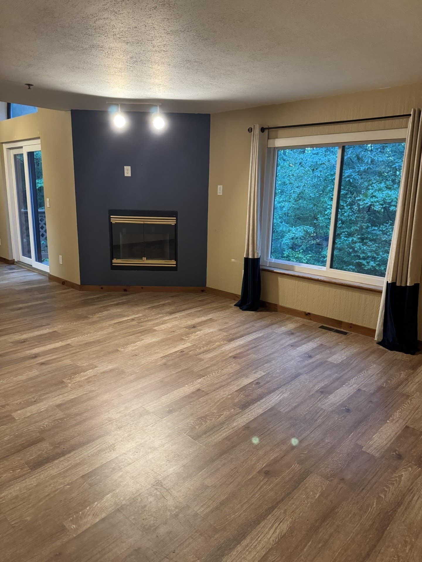 Condominium at 39 Aspen Drive # 39, Atkinson NH 03873, Atkinson, photo 15 of 26