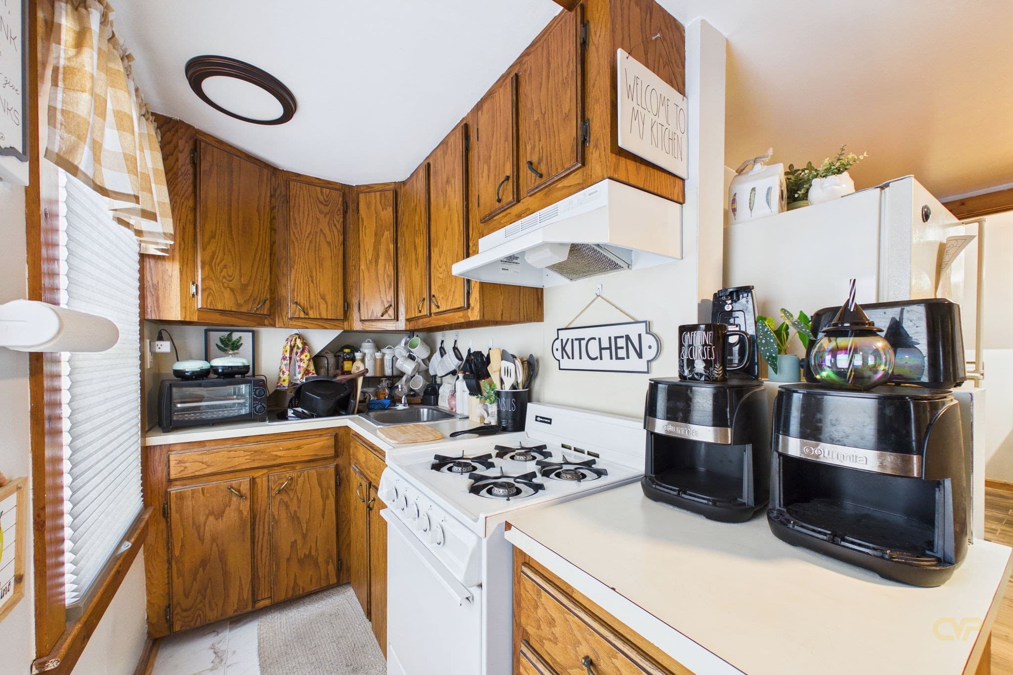 3 Family at 83 Rockland St, New Bedford MA 02740, New Bedford, photo 9 of 29