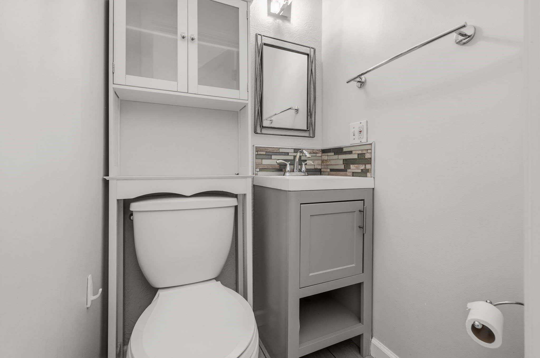 Single Family Residence at 17 Estes St, Everett MA 02149, Everett, photo 12 of 23