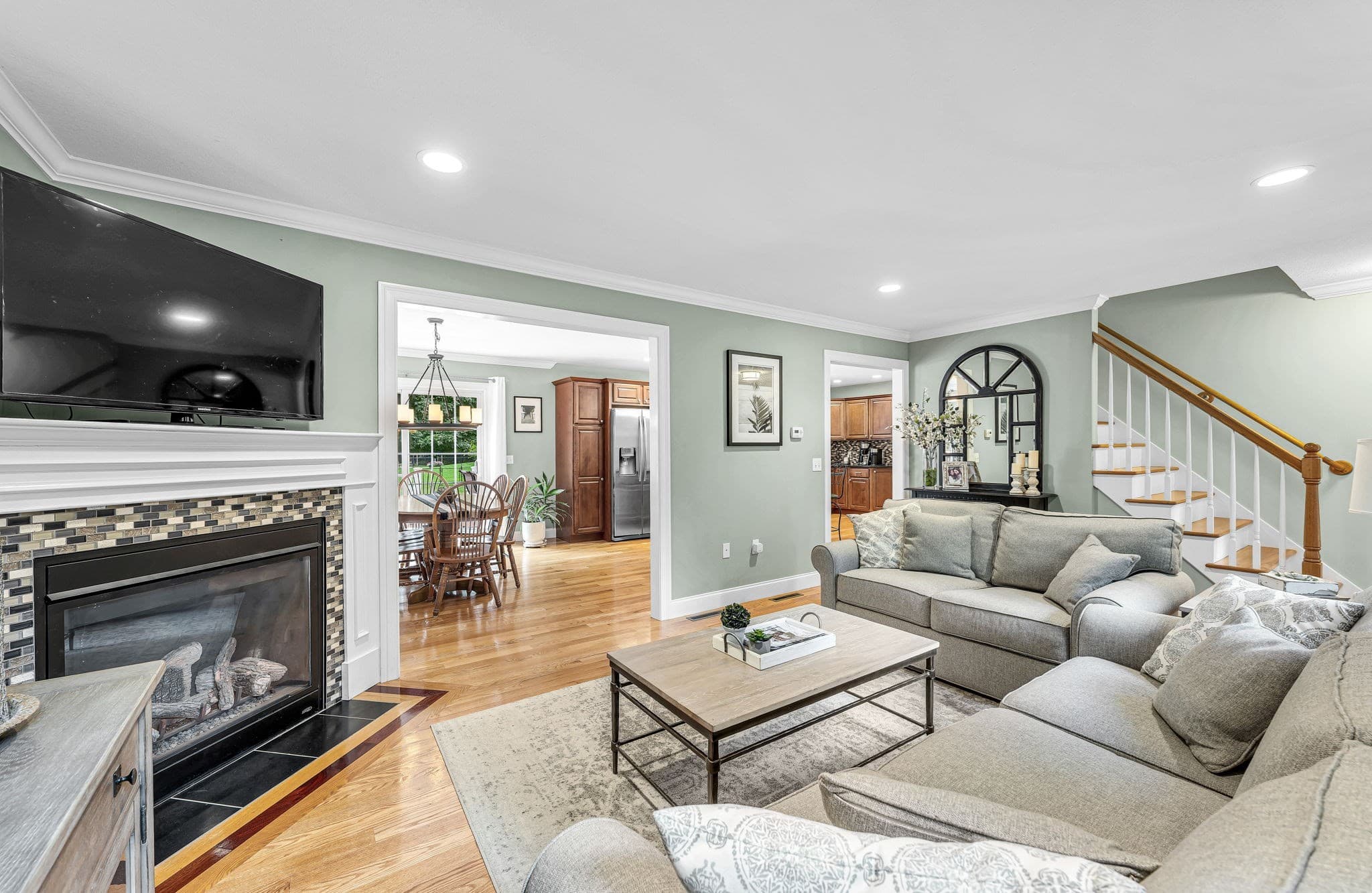 Single Family Residence at 437 Porter Rd, East Longmeadow MA 01028, East Longmeadow, photo 7 of 40