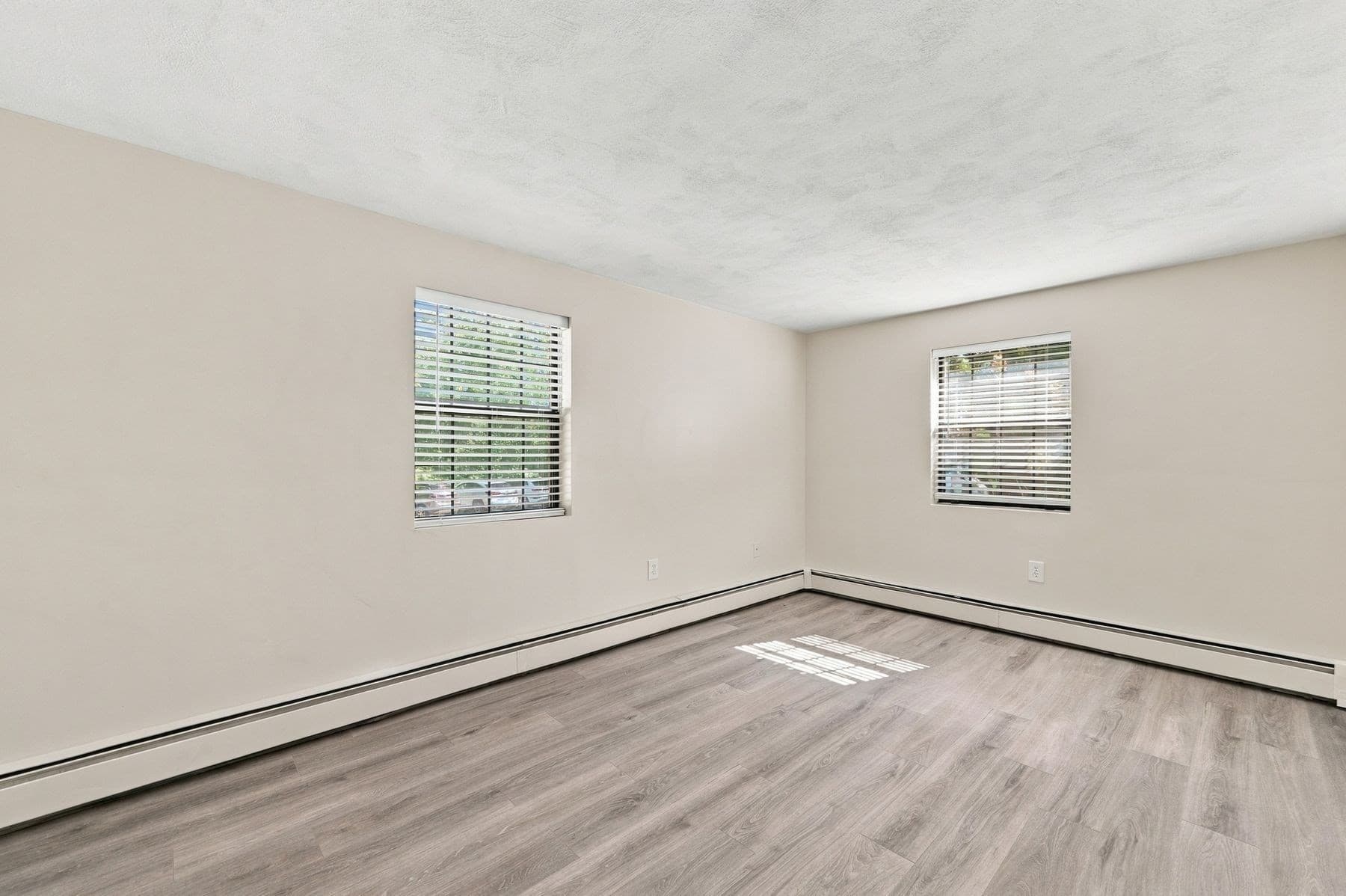 Condominium at 354 Broadway # 5, Lynn MA 01904, Lynn, photo 9 of 29