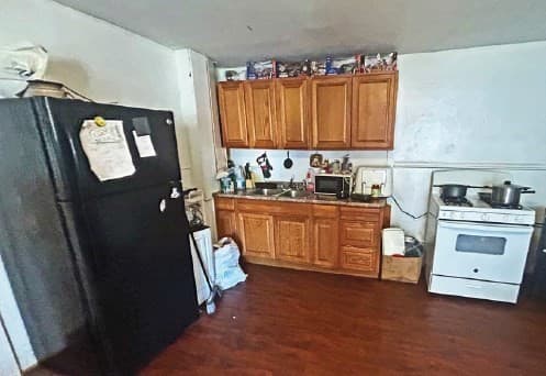 5-9 Family at 2-4 Cross St, Southbridge MA 01550, Southbridge, photo 15 of 17