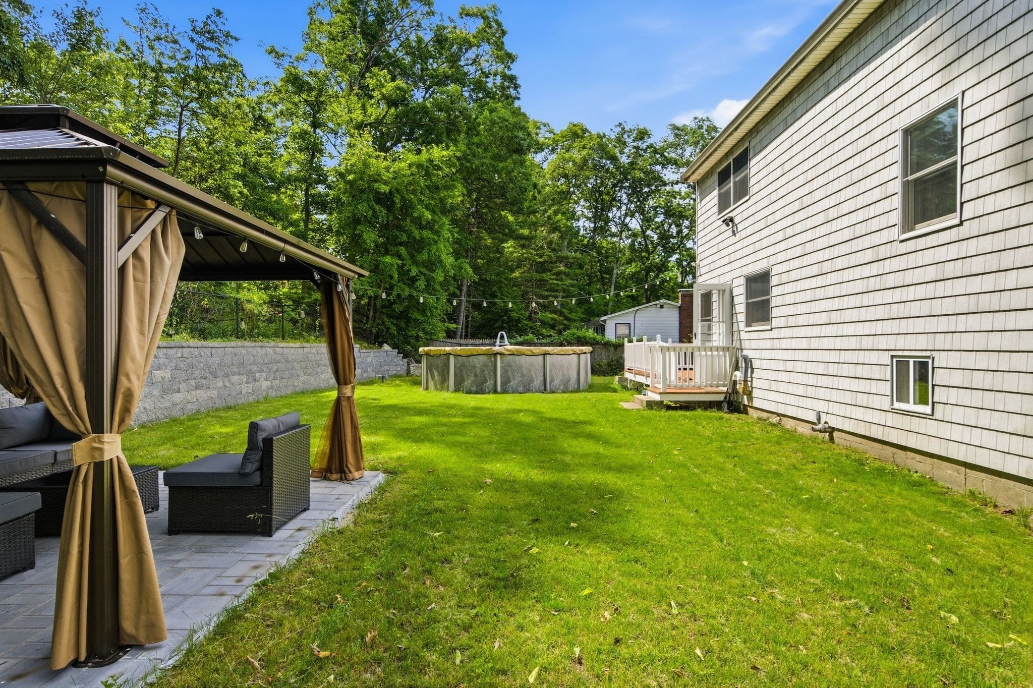 Single Family Residence at 210 Nashua Rd, Billerica MA 01862, Billerica, photo 5 of 39