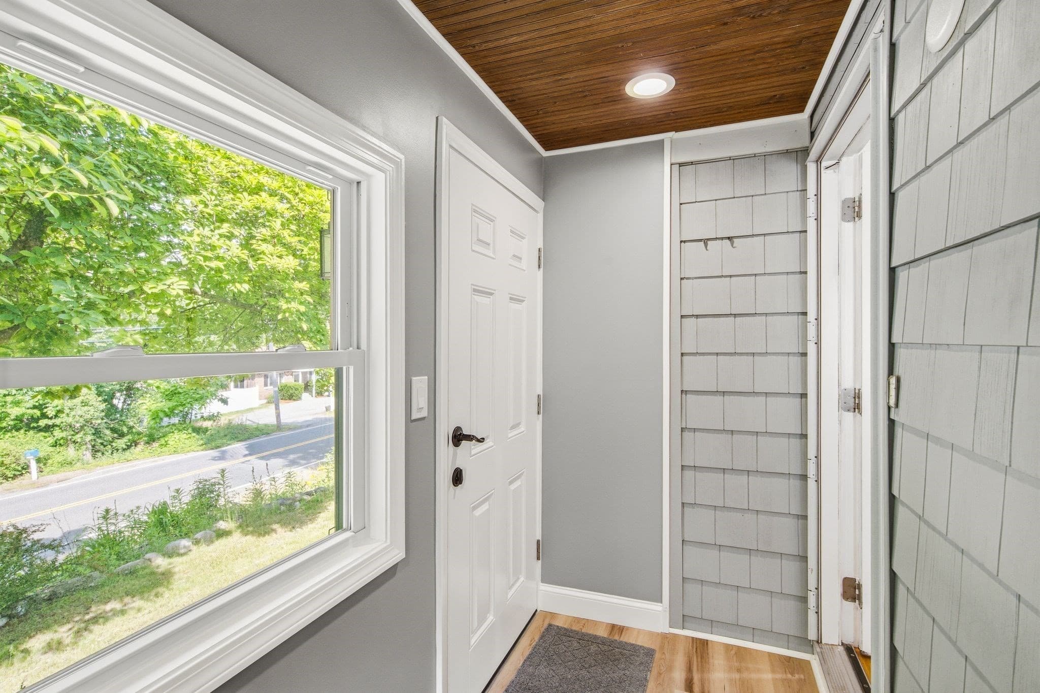 Single Family Residence at 210 Nashua Rd, Billerica MA 01862, Billerica, photo 11 of 39