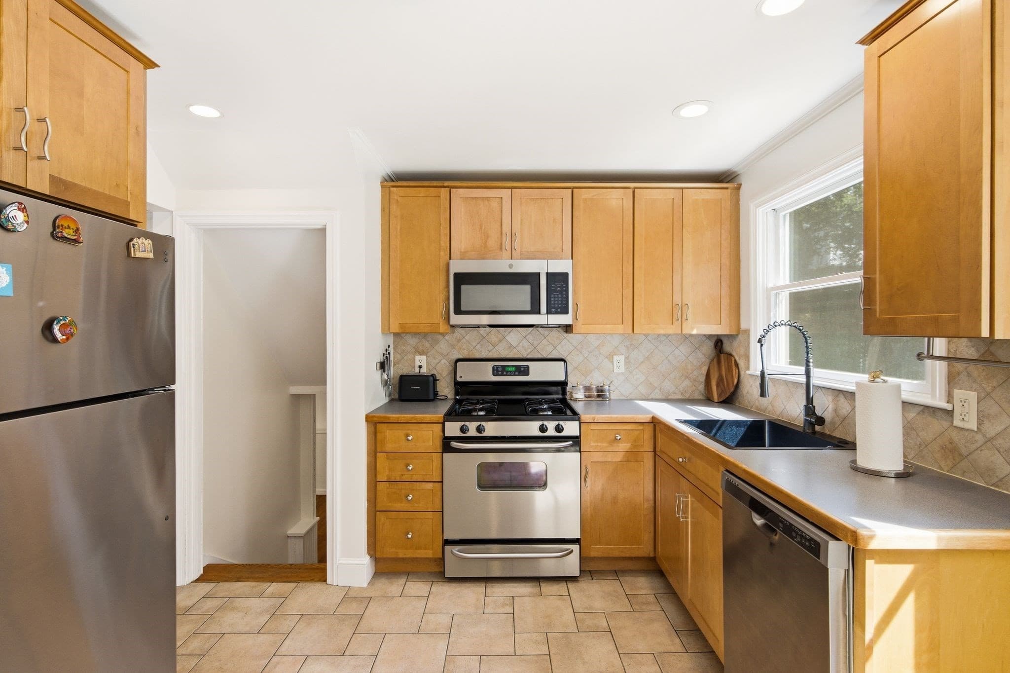 Single Family Residence at 210 Nashua Rd, Billerica MA 01862, Billerica, photo 19 of 39