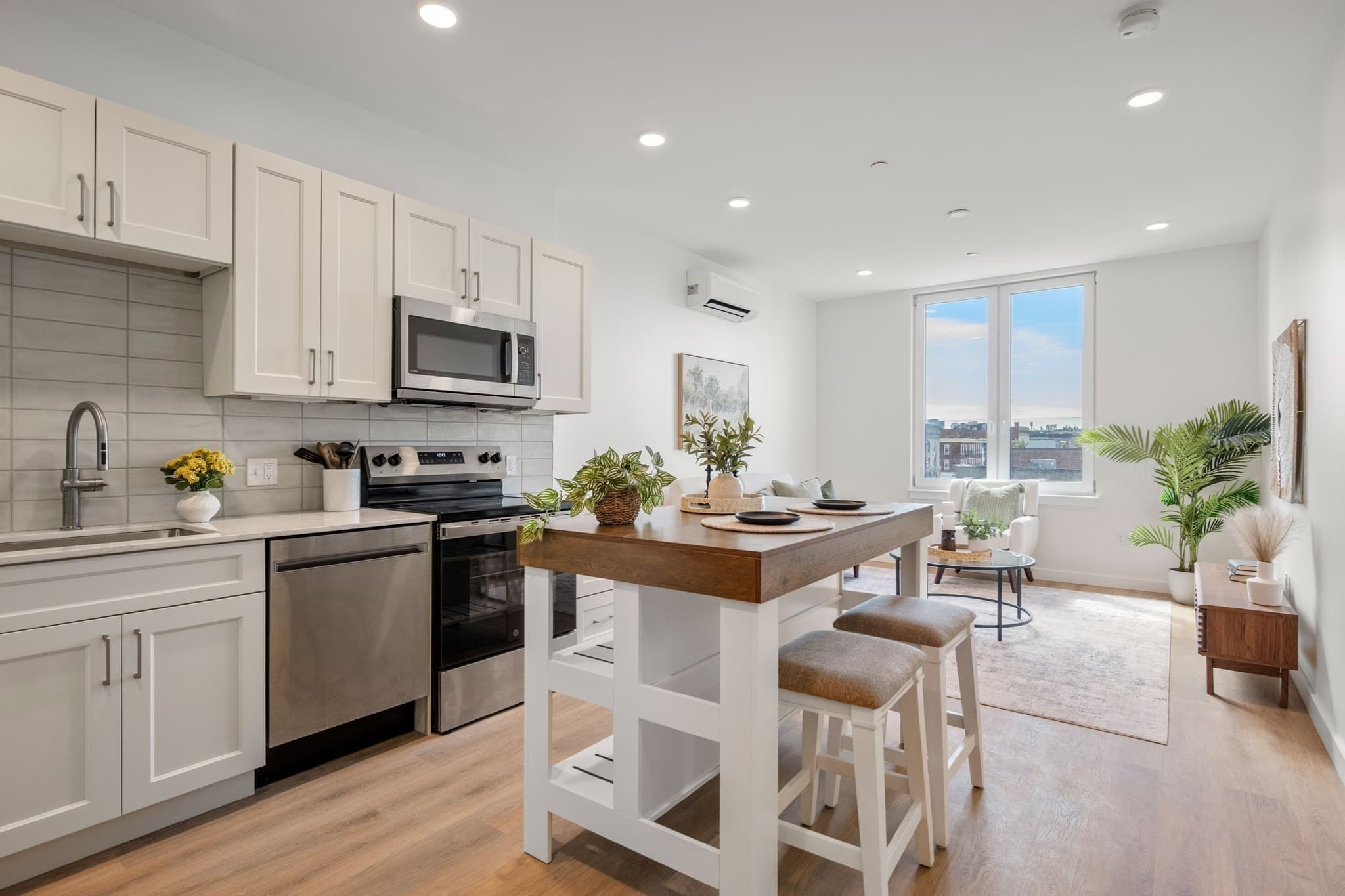 Condominium at 440 Broadway # 202, Chelsea MA 02150, Chelsea, photo 10 of 27