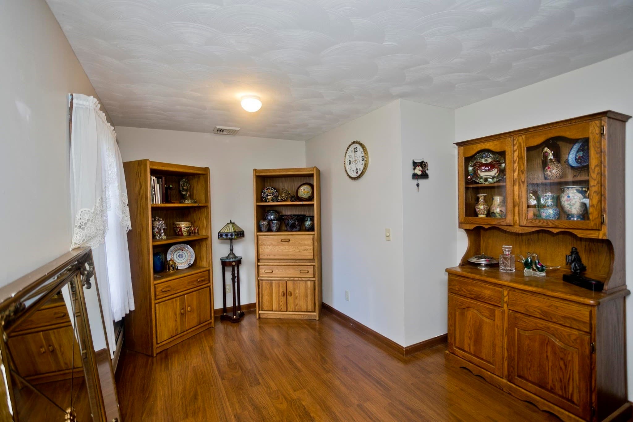 Single Family Residence at 30 Dale St, Holyoke MA 01040, Holyoke, photo 13 of 33