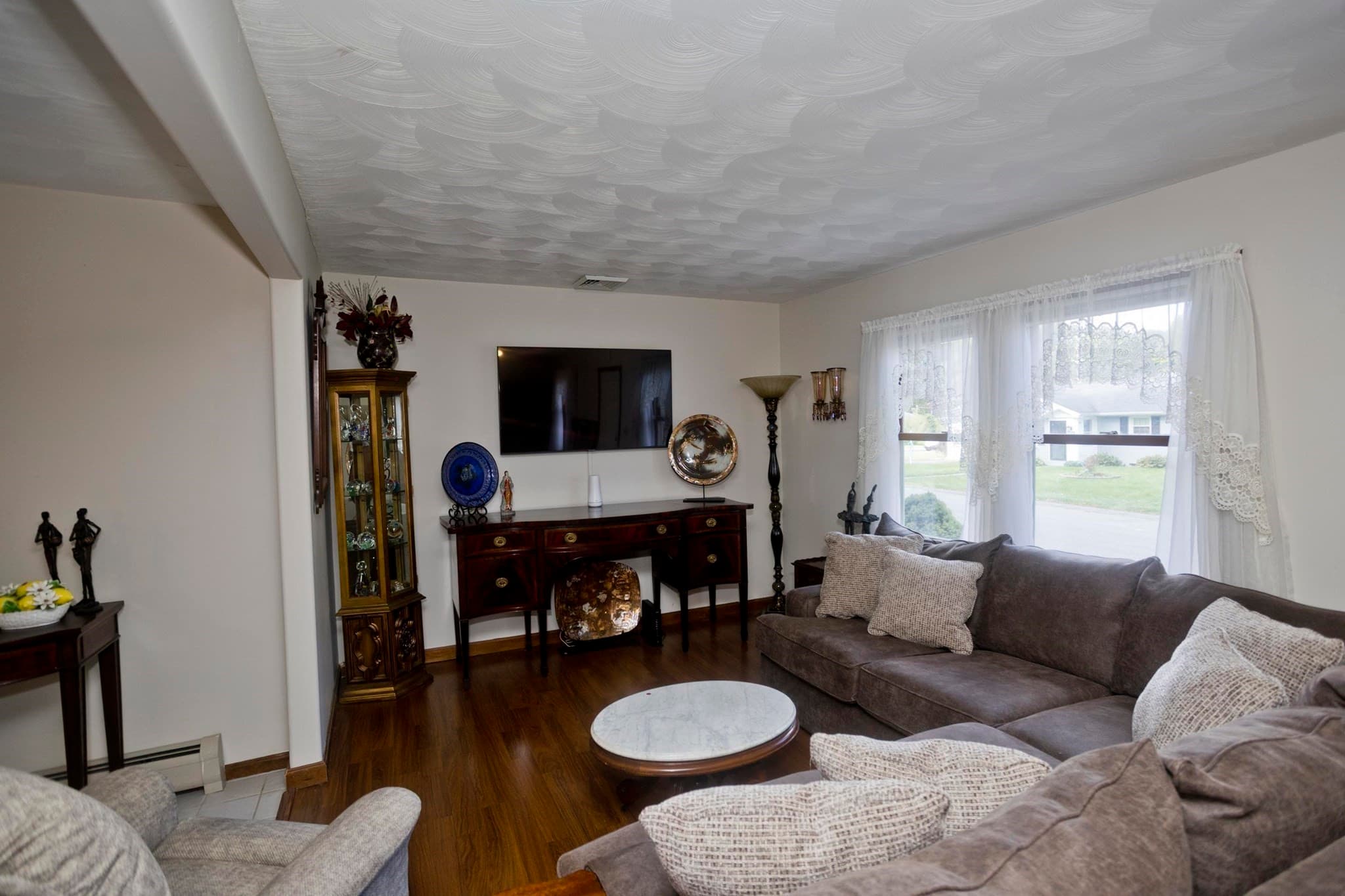 Single Family Residence at 30 Dale St, Holyoke MA 01040, Holyoke, photo 12 of 33