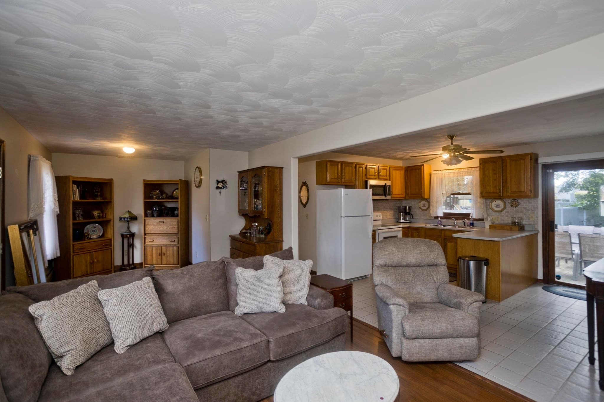 Single Family Residence at 30 Dale St, Holyoke MA 01040, Holyoke, photo 10 of 33