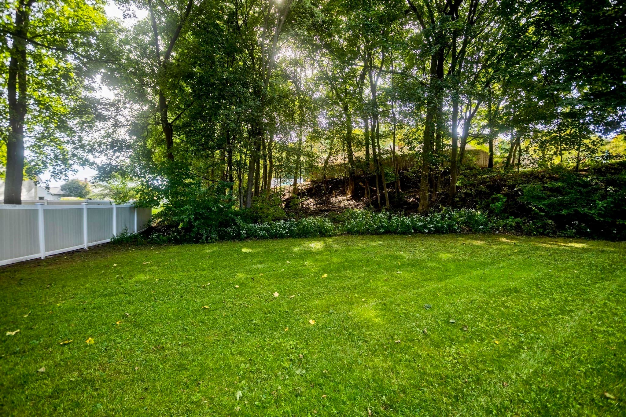 Single Family Residence at 30 Dale St, Holyoke MA 01040, Holyoke, photo 31 of 33