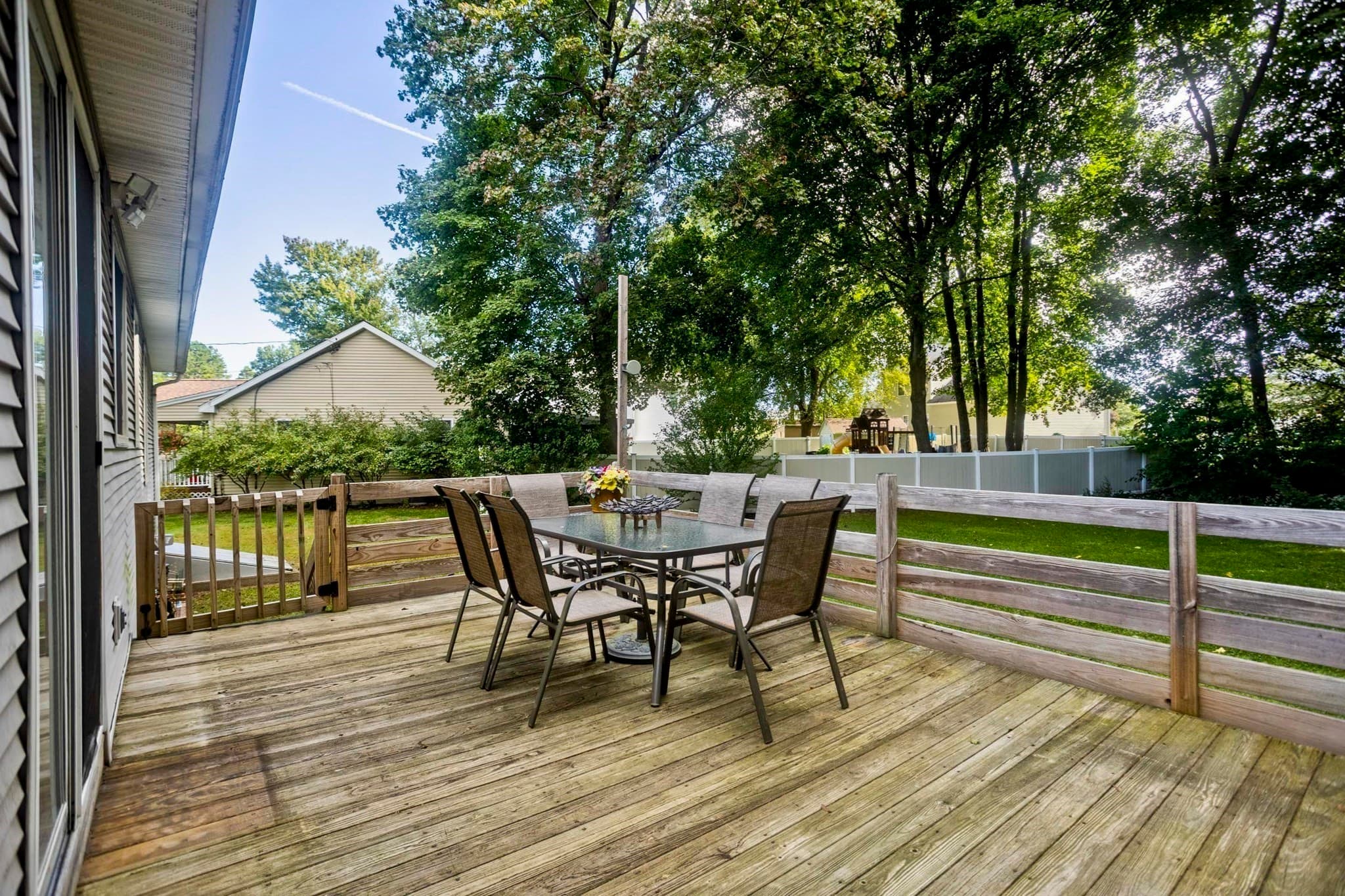 Single Family Residence at 30 Dale St, Holyoke MA 01040, Holyoke, photo 29 of 33