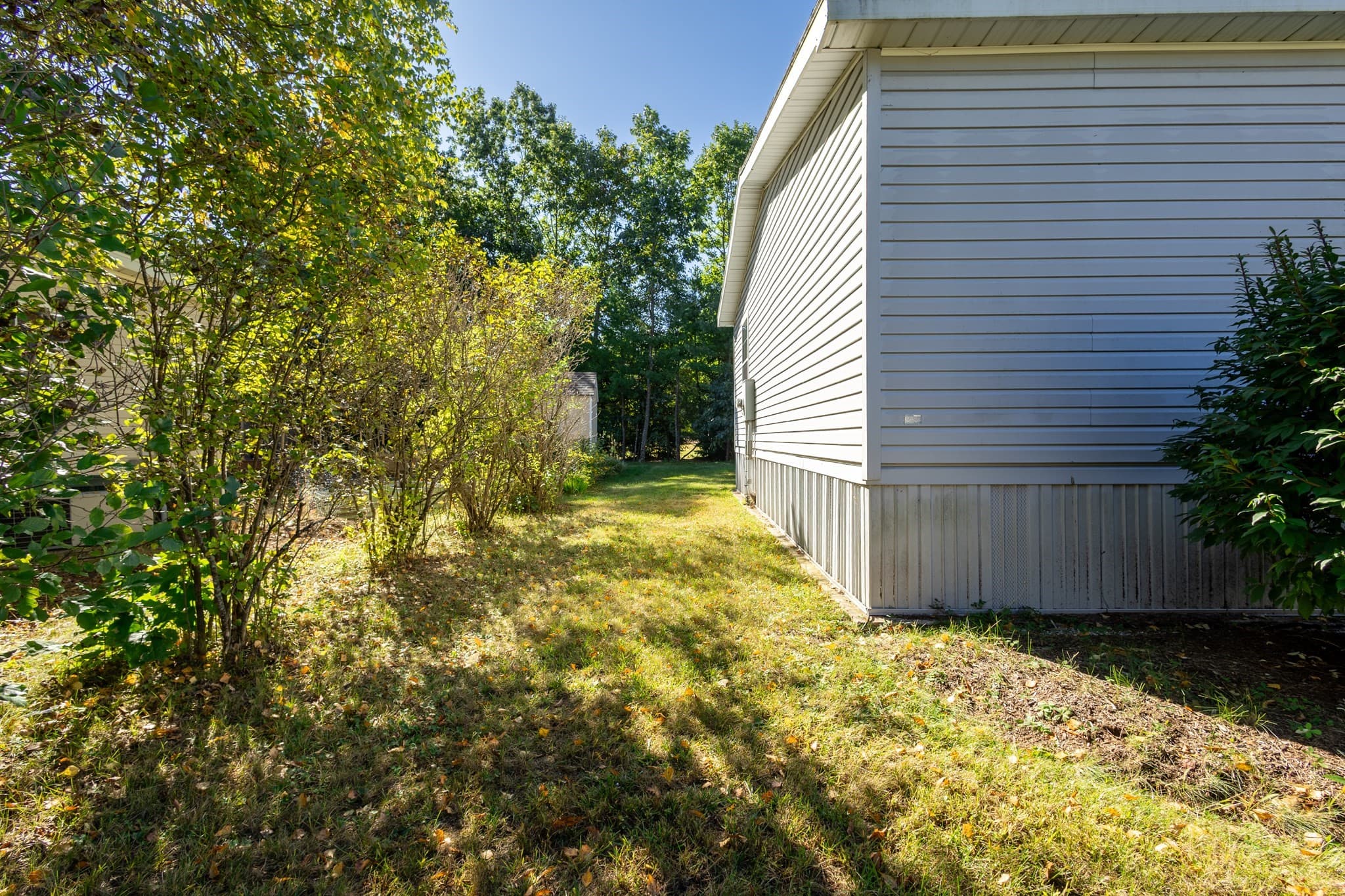 Mobile Home at 126 Millers River Drive, Athol MA 01331, Athol, photo 6 of 31