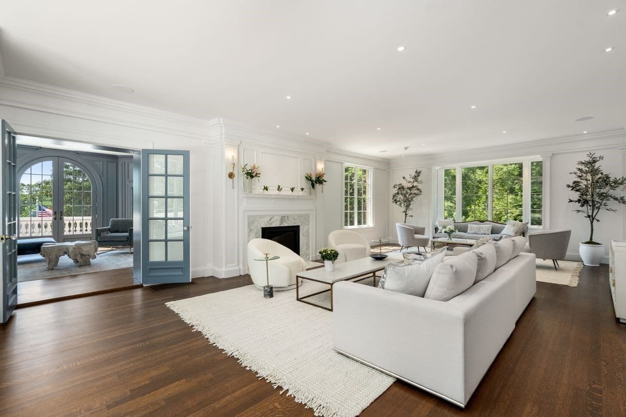 Single Family Residence at 9 The Ledges, Newton MA 02459, Newton, photo 11 of 33