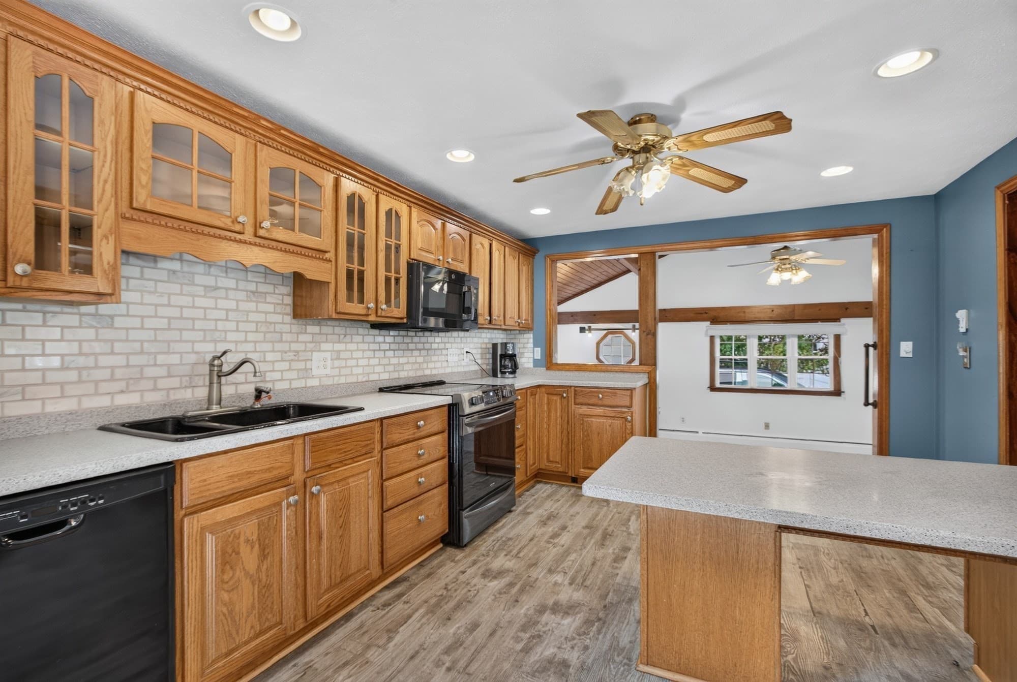 Single Family Residence at 15 Ellington Rd, Tewksbury MA 01876, Tewksbury, photo 12 of 28