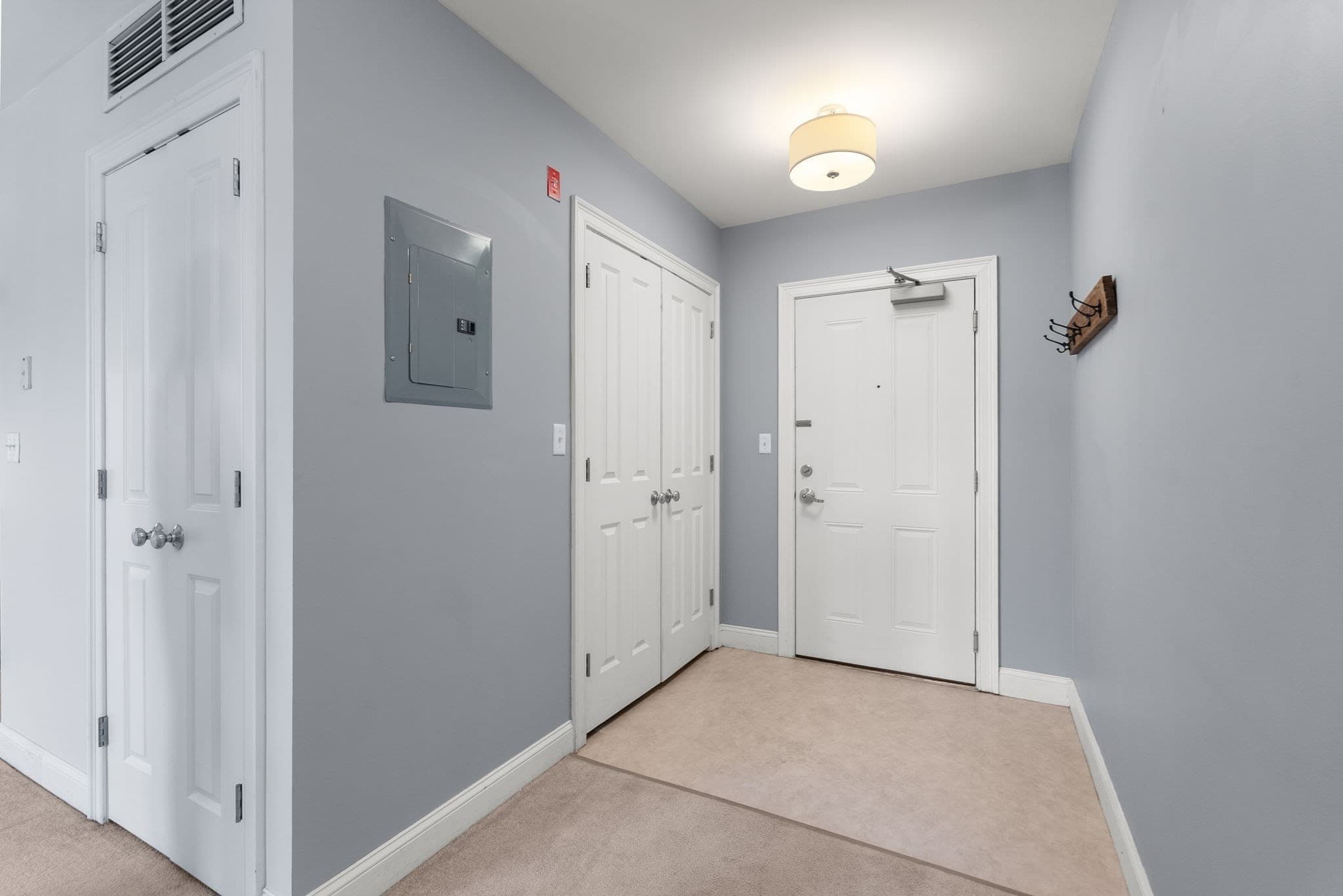 Condominium at 327 Centre St # 206B, Boston MA 02130, Boston, photo 12 of 16