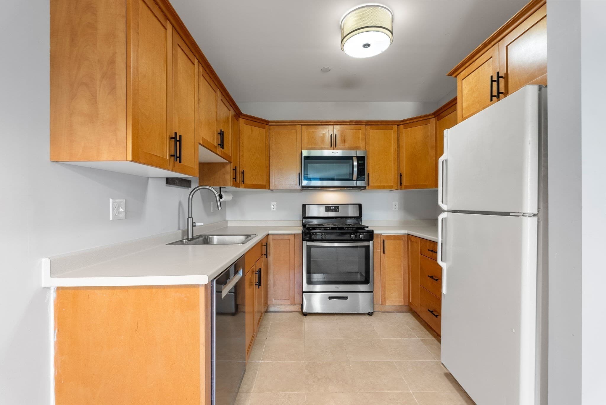 Condominium at 327 Centre St # 206B, Boston MA 02130, Boston, photo 7 of 16