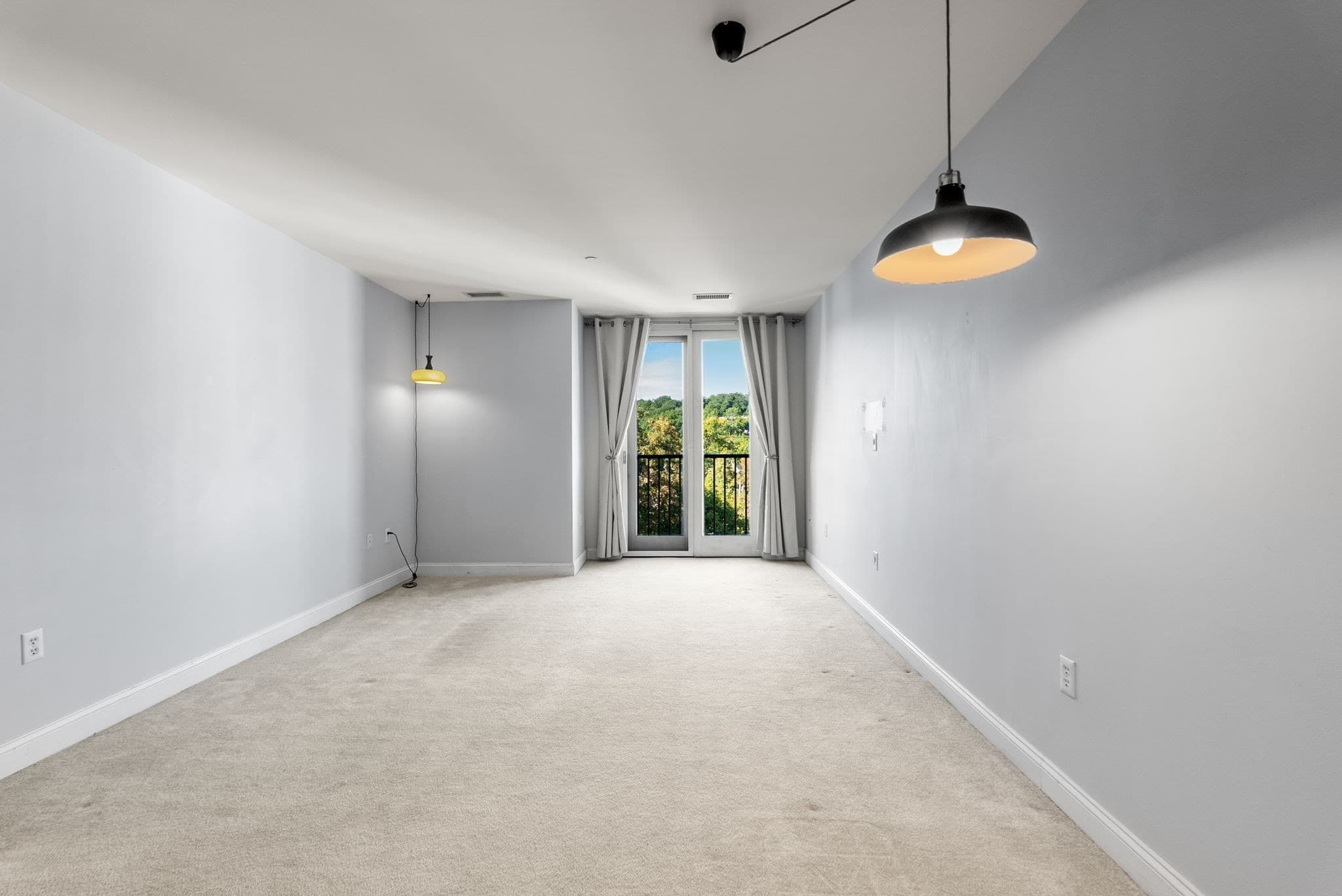 Condominium at 327 Centre St # 206B, Boston MA 02130, Boston, photo 4 of 16