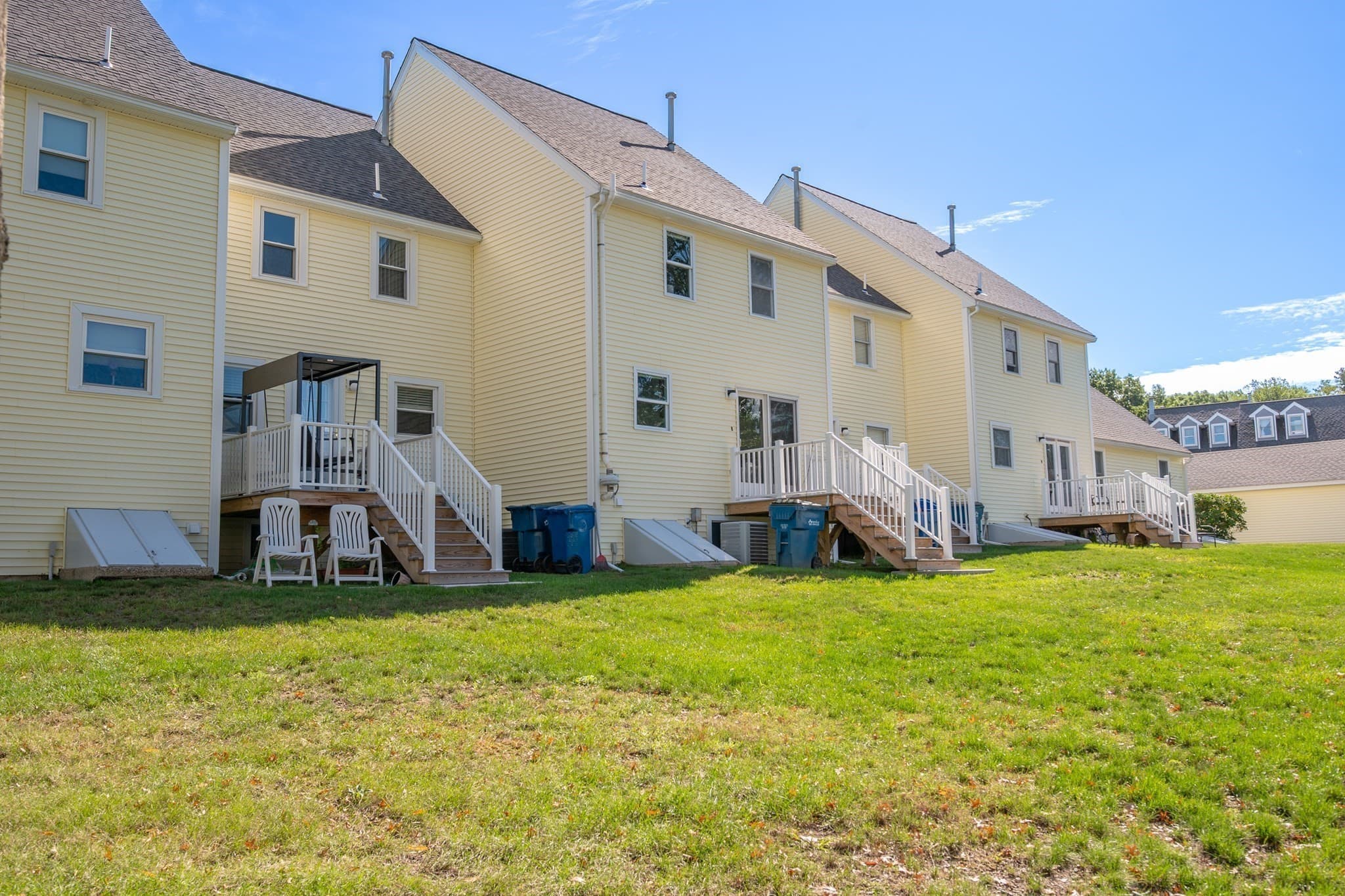 Condominium at 123 Merrimack Meadows Lane # 123, Tewksbury MA 01876, Tewksbury, photo 36 of 42