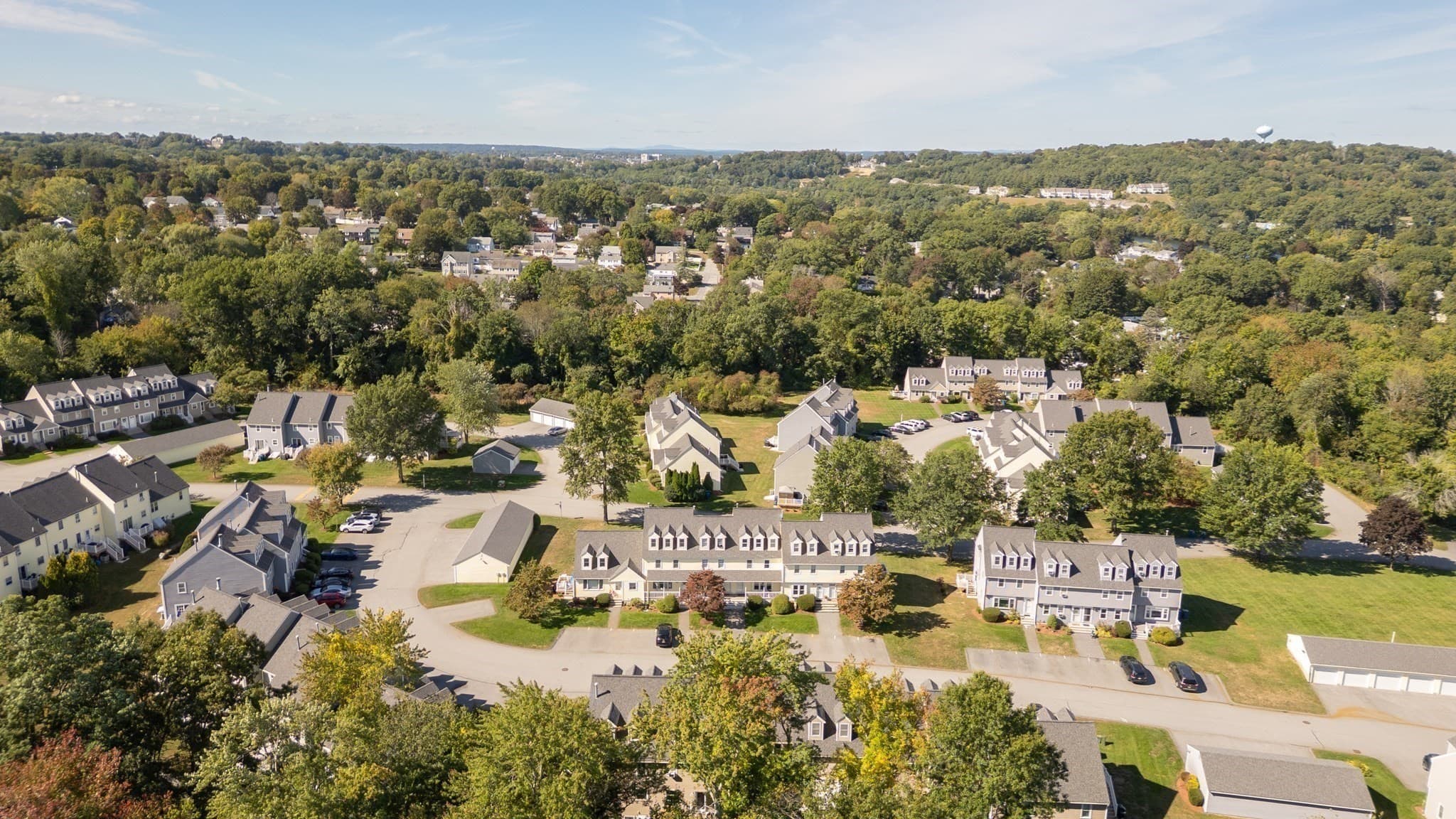 Condominium at 123 Merrimack Meadows Lane # 123, Tewksbury MA 01876, Tewksbury, photo 40 of 42