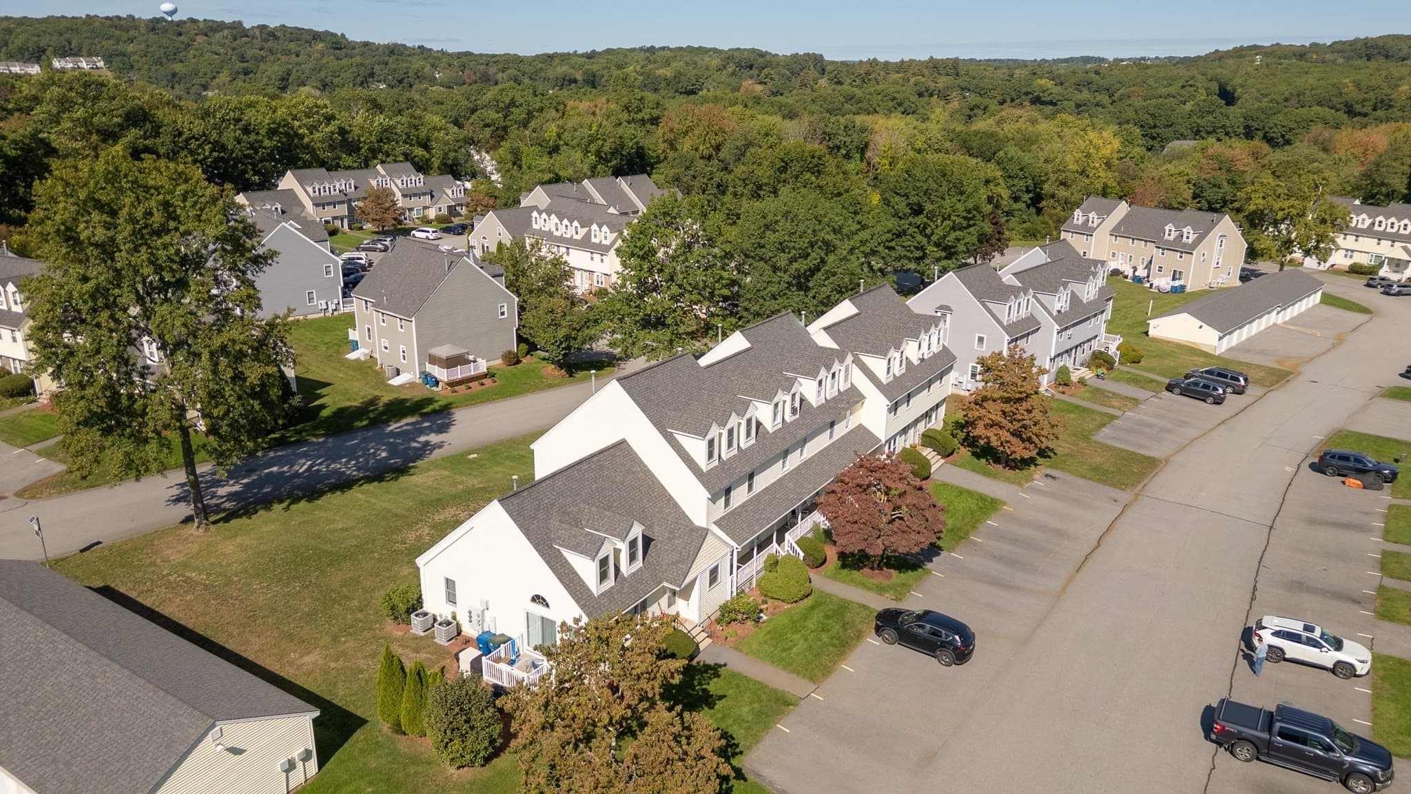 Condominium at 123 Merrimack Meadows Lane # 123, Tewksbury MA 01876, Tewksbury, photo 39 of 42