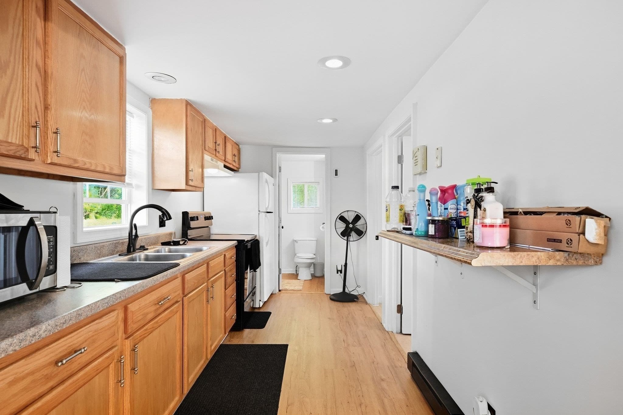 Single Family Residence at 215 Eddy St, Springfield MA 01104, Springfield, photo 12 of 27