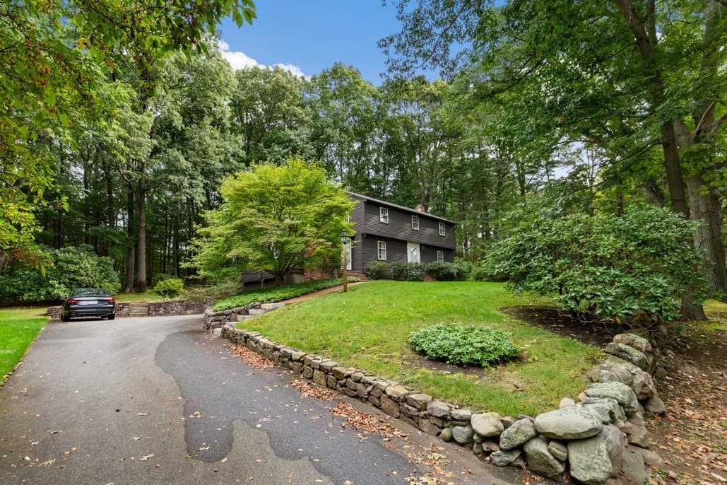 Single Family Residence at 480 Essex St, Lynnfield MA 01940, Lynnfield, photo 6 of 37