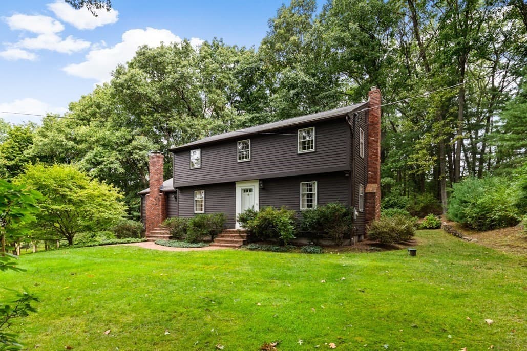 Single Family Residence at 480 Essex St, Lynnfield MA 01940, Lynnfield, photo 5 of 37
