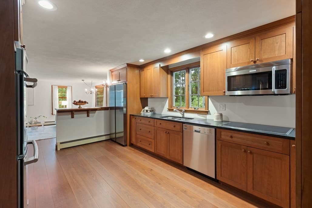 Single Family Residence at 480 Essex St, Lynnfield MA 01940, Lynnfield, photo 19 of 37