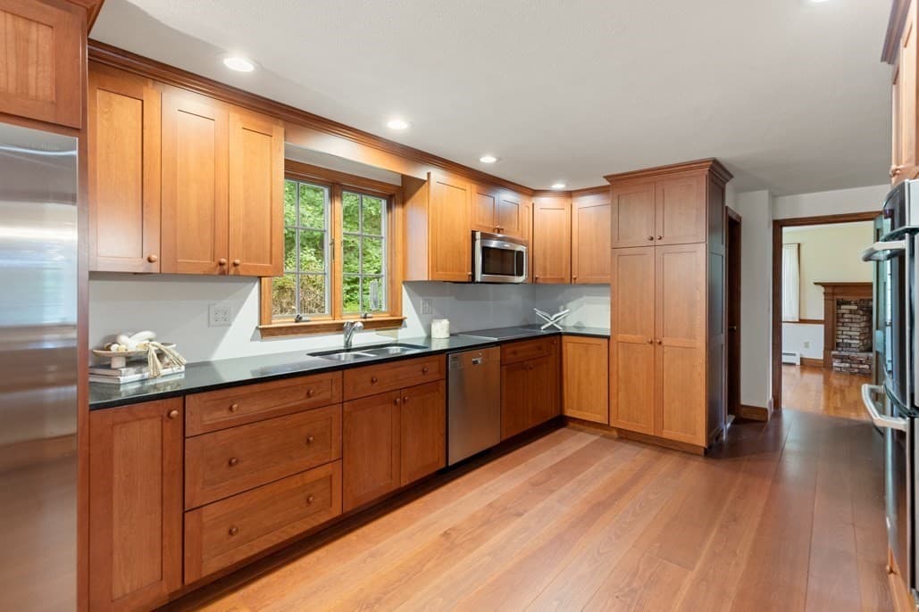 Single Family Residence at 480 Essex St, Lynnfield MA 01940, Lynnfield, photo 21 of 37