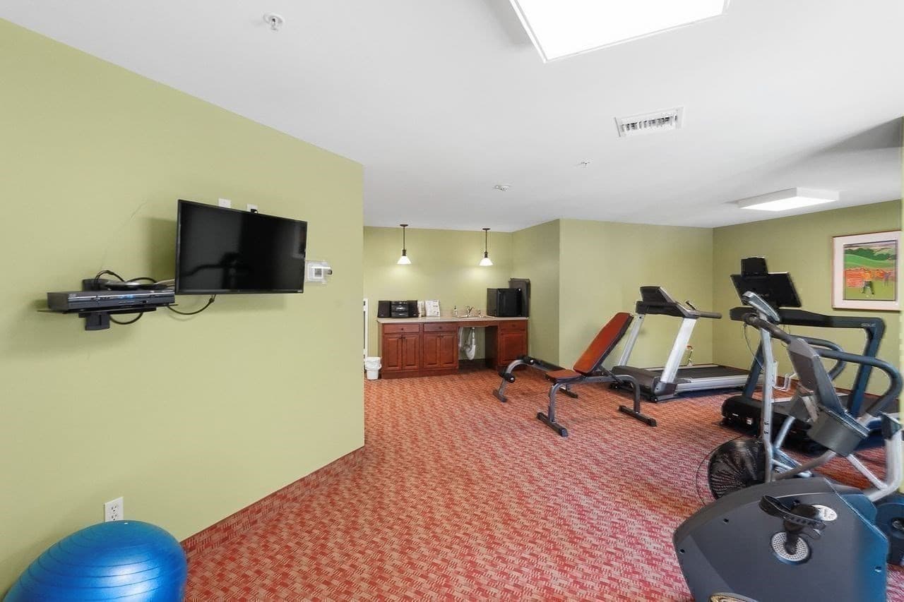 Condominium at 7 Crescent Way # 101, Sturbridge MA 01566, Sturbridge, photo 30 of 42