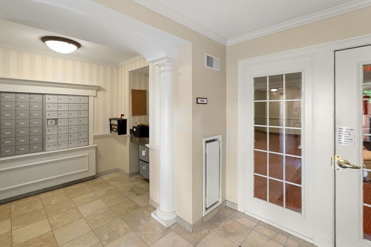 Condominium at 7 Crescent Way # 101, Sturbridge MA 01566, Sturbridge, photo 38 of 42