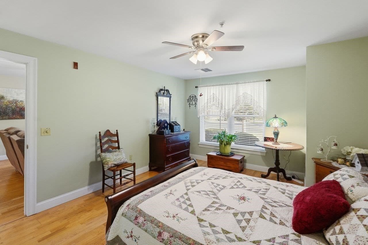 Condominium at 7 Crescent Way # 101, Sturbridge MA 01566, Sturbridge, photo 18 of 42