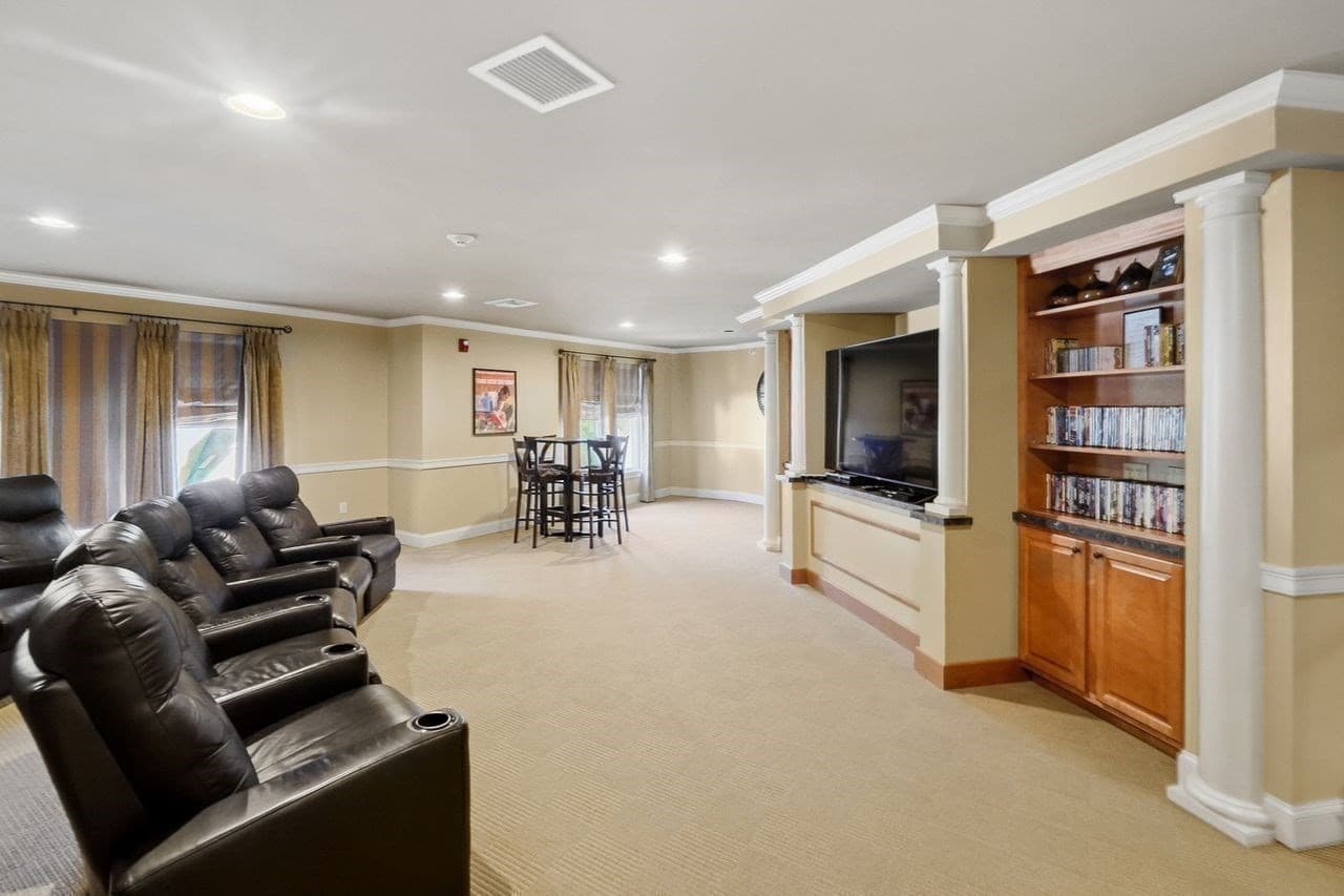 Condominium at 7 Crescent Way # 101, Sturbridge MA 01566, Sturbridge, photo 31 of 42