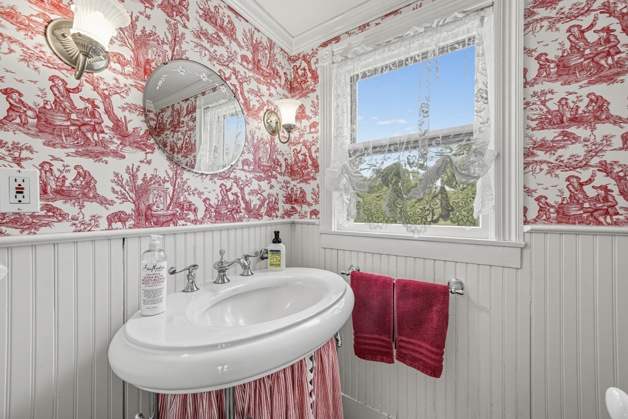 Single Family Residence at 21 Nelson Ave, Georgetown MA 01833, Georgetown, photo 17 of 42