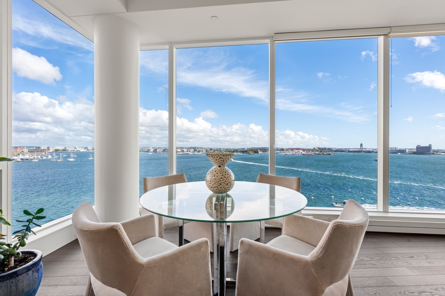 Condominium at 22 Liberty Dr # 9, Boston MA 02210, Boston, photo 5 of 41