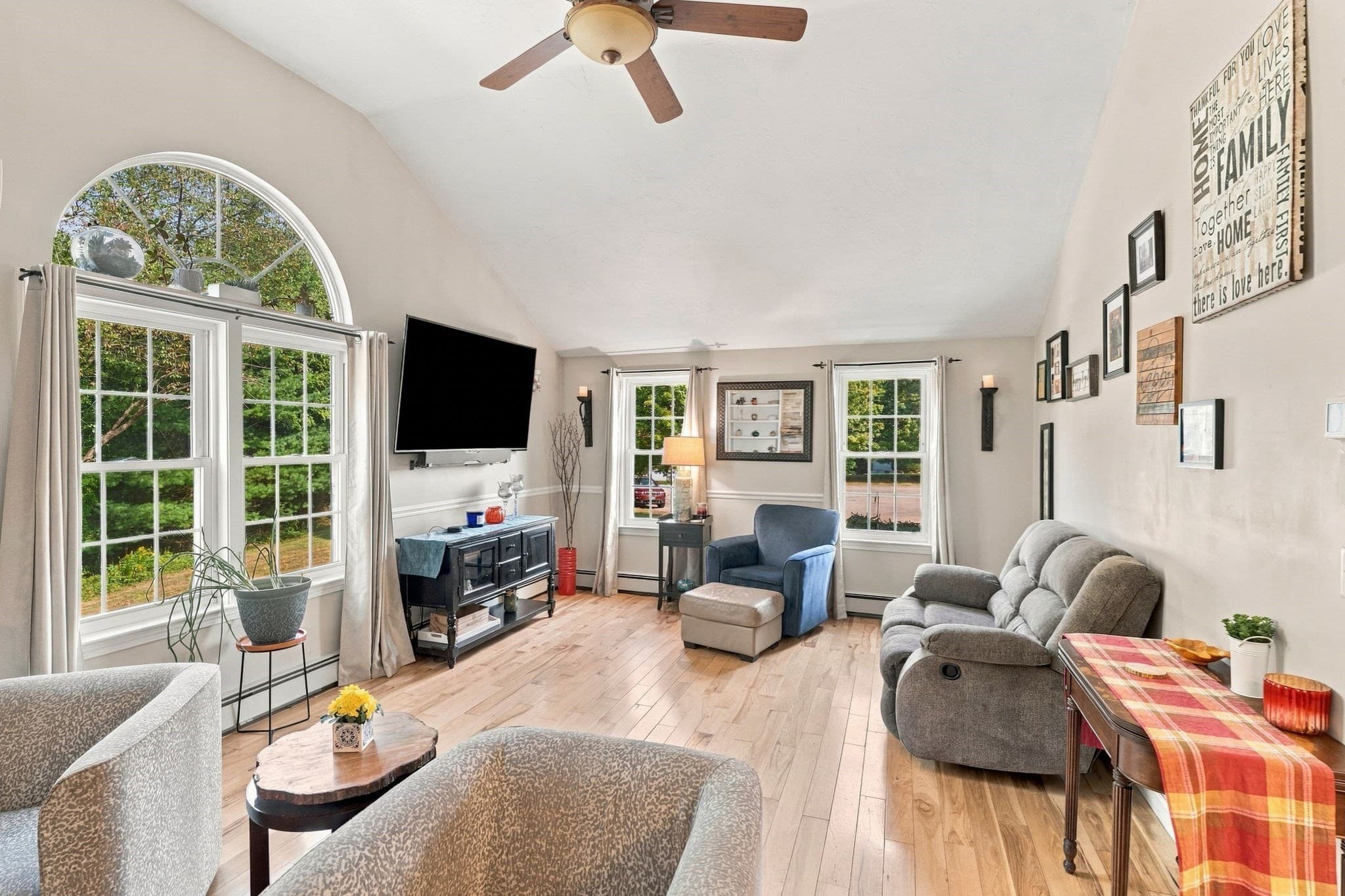 Single Family Residence at 26 Sunset Dr, Douglas MA 01516, Douglas, photo 13 of 41
