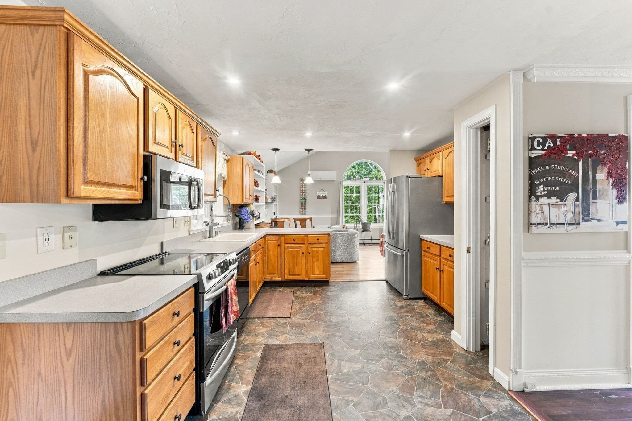 Single Family Residence at 26 Sunset Dr, Douglas MA 01516, Douglas, photo 9 of 41
